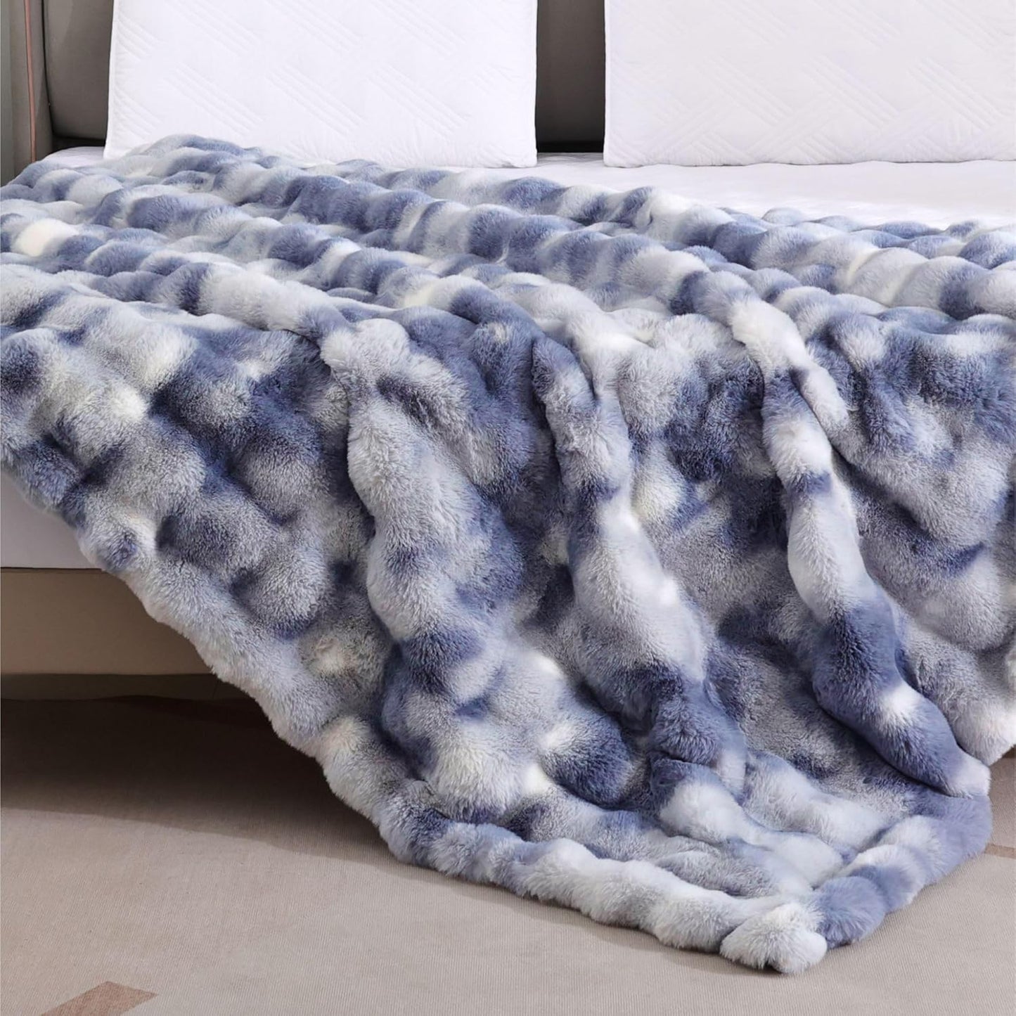Tie-dye Blue Twin Cozy Faux Fur Blanket for Couch Bed Living Room 60x80 Furry Soft Fluffy Thick Warm Throw Blanket for Winter Home Gifts 860 GSM