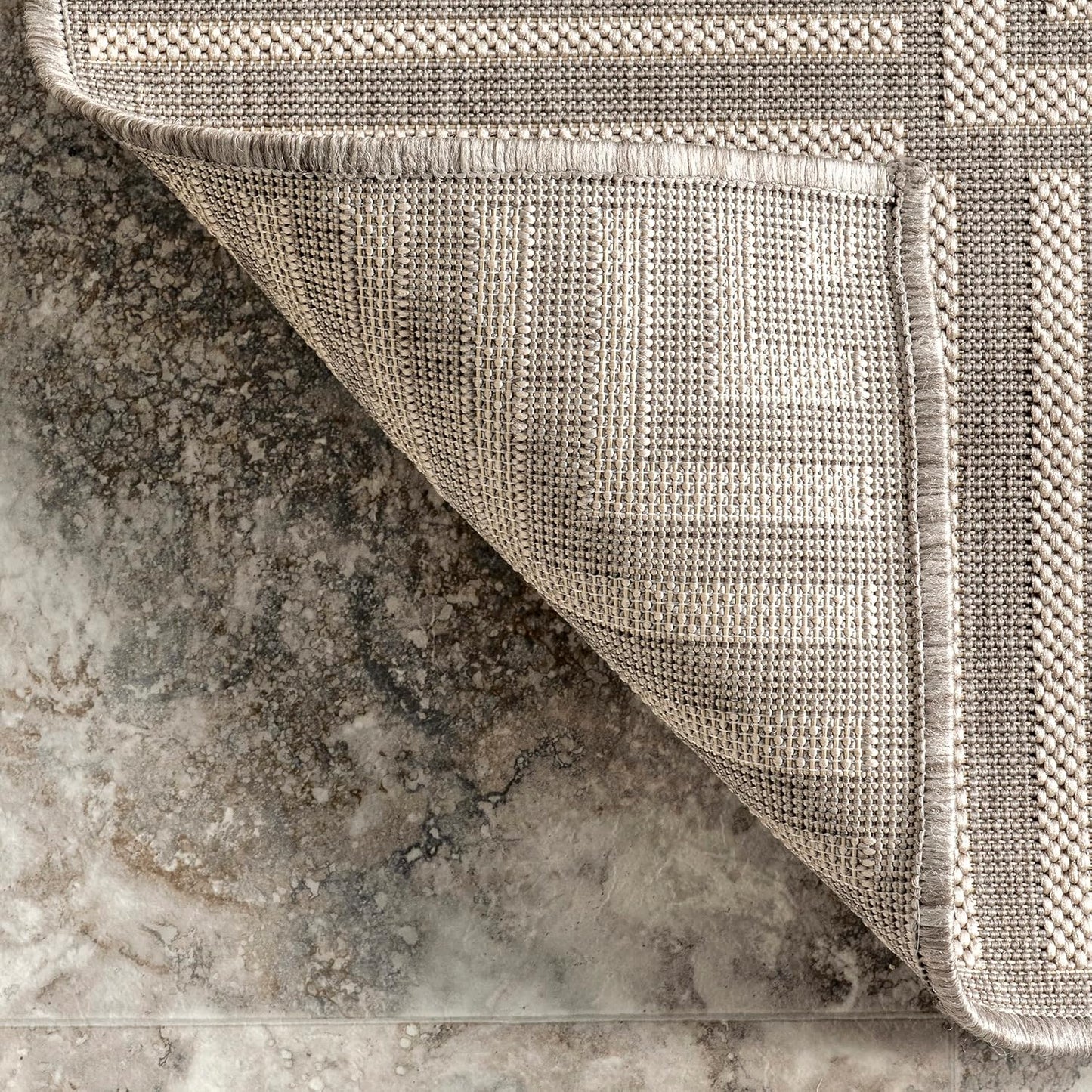 nuLOOM 4' x 6' Outdoor Area Rug, Casual Design with Striped Border, Stain Resistant, Highly Durable, for Patio, Balcony, Bedroom, Living Room, Dining Room, Bathroom, Light Grey